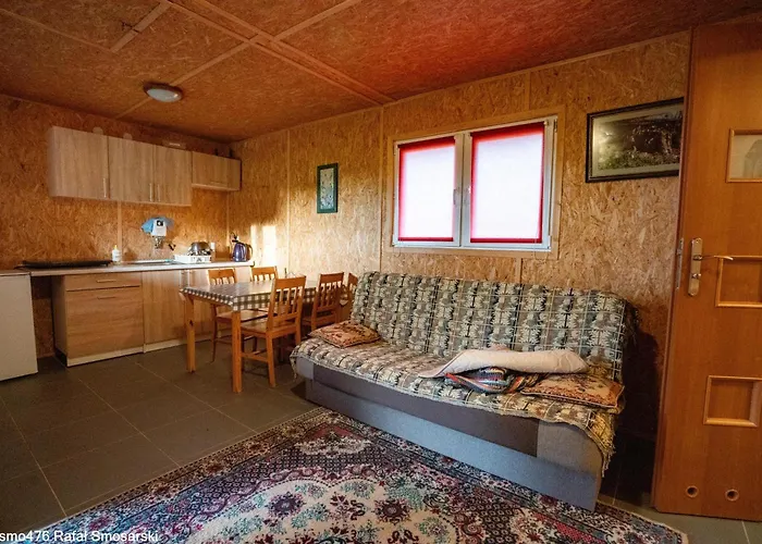 Eurostrus - Zoo, Nyaraló